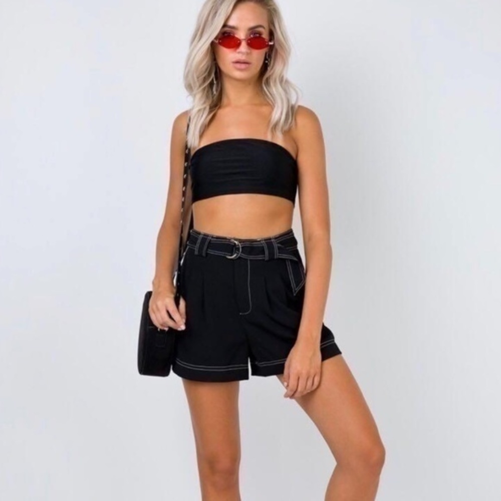 Princess Polly Black Belted Shorts sz 8